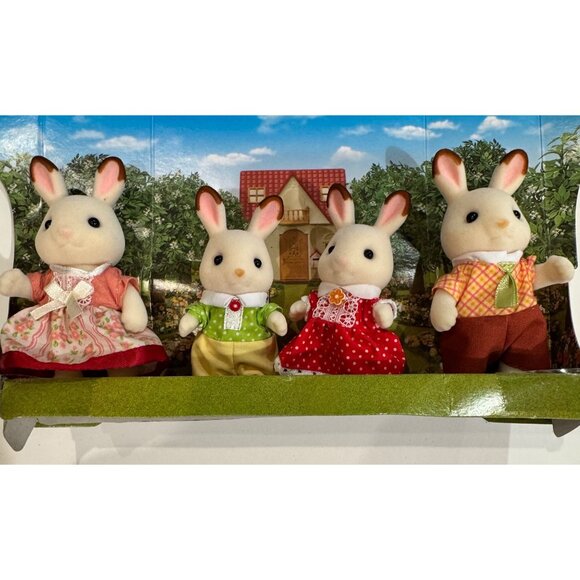 Calico Critters Chocolate Rabbit Family Figures Set New No Box - Picture 13 of 13